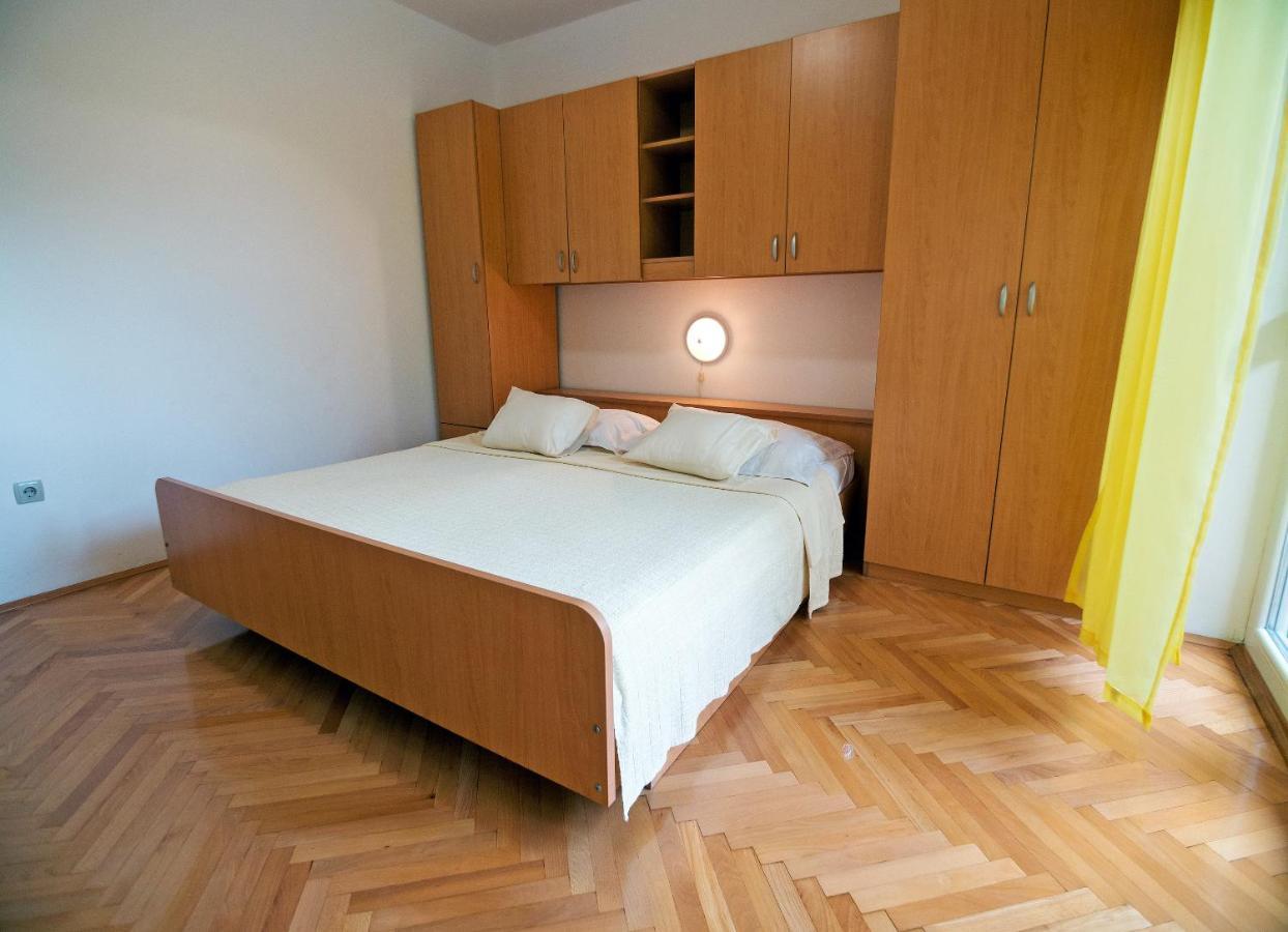 Apartments Bene Banjol Exteriör bild