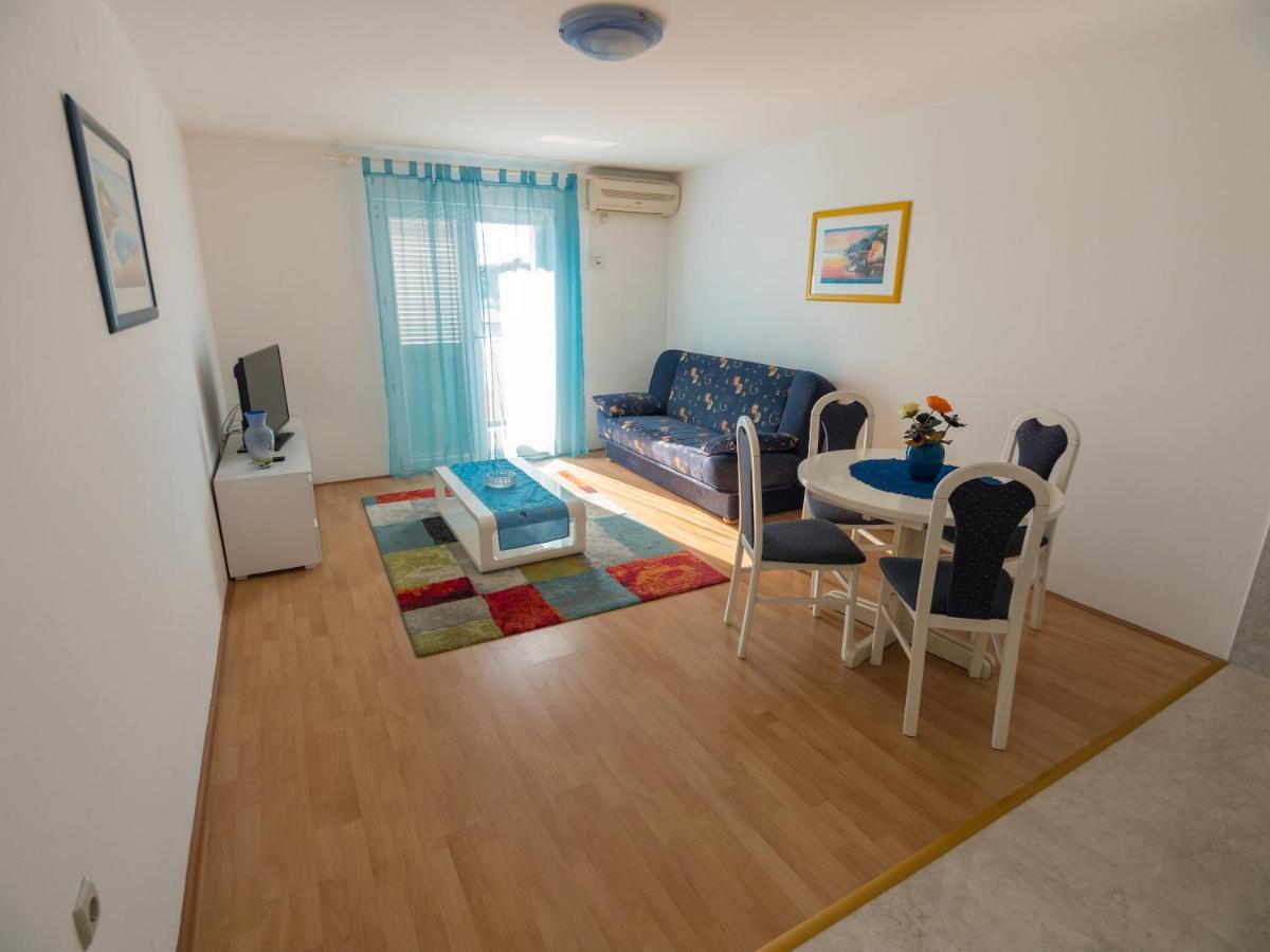 Apartments Bene Banjol Exteriör bild